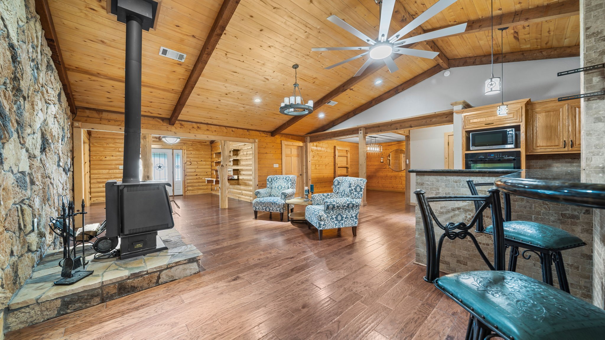 16120 Brown Road Waller, TX 77484 - Photo 12 of 50 Living Room