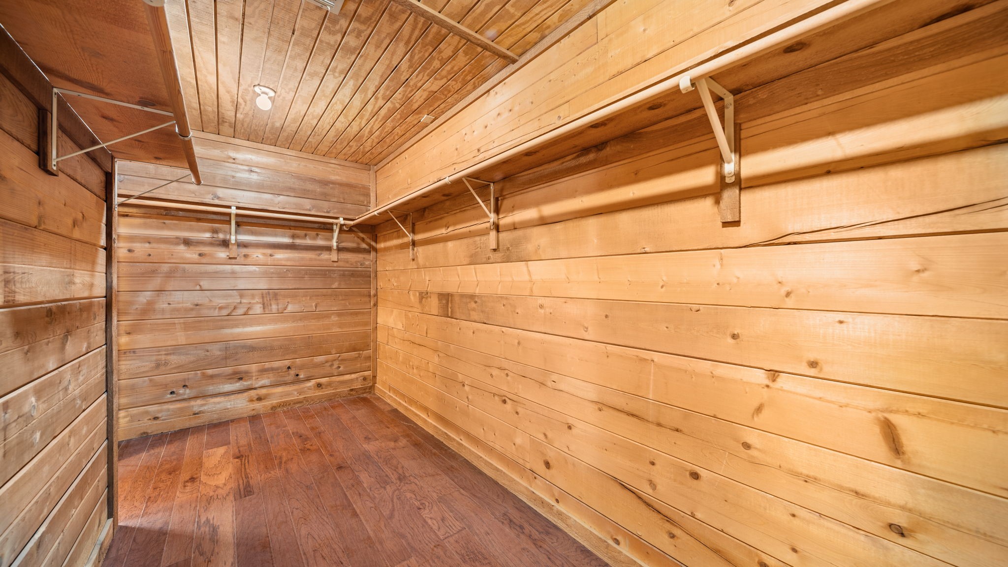 16120 Brown Road Waller, TX 77484 - Photo 23 of 50 Primary Wrap-Around Closet