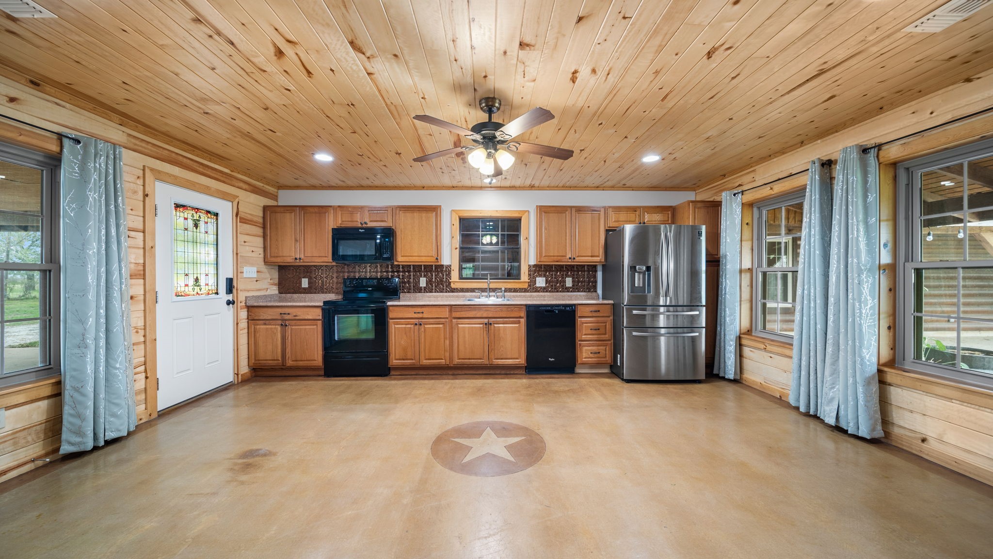 16120 Brown Road Waller, TX 77484 - Photo 34 of 50 Guest House 1BR/1BTH front and rear doors