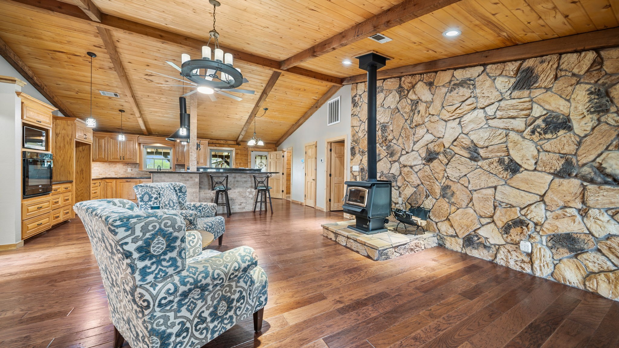 16120 Brown Road Waller, TX 77484 - Photo 7 of 50 Living Room