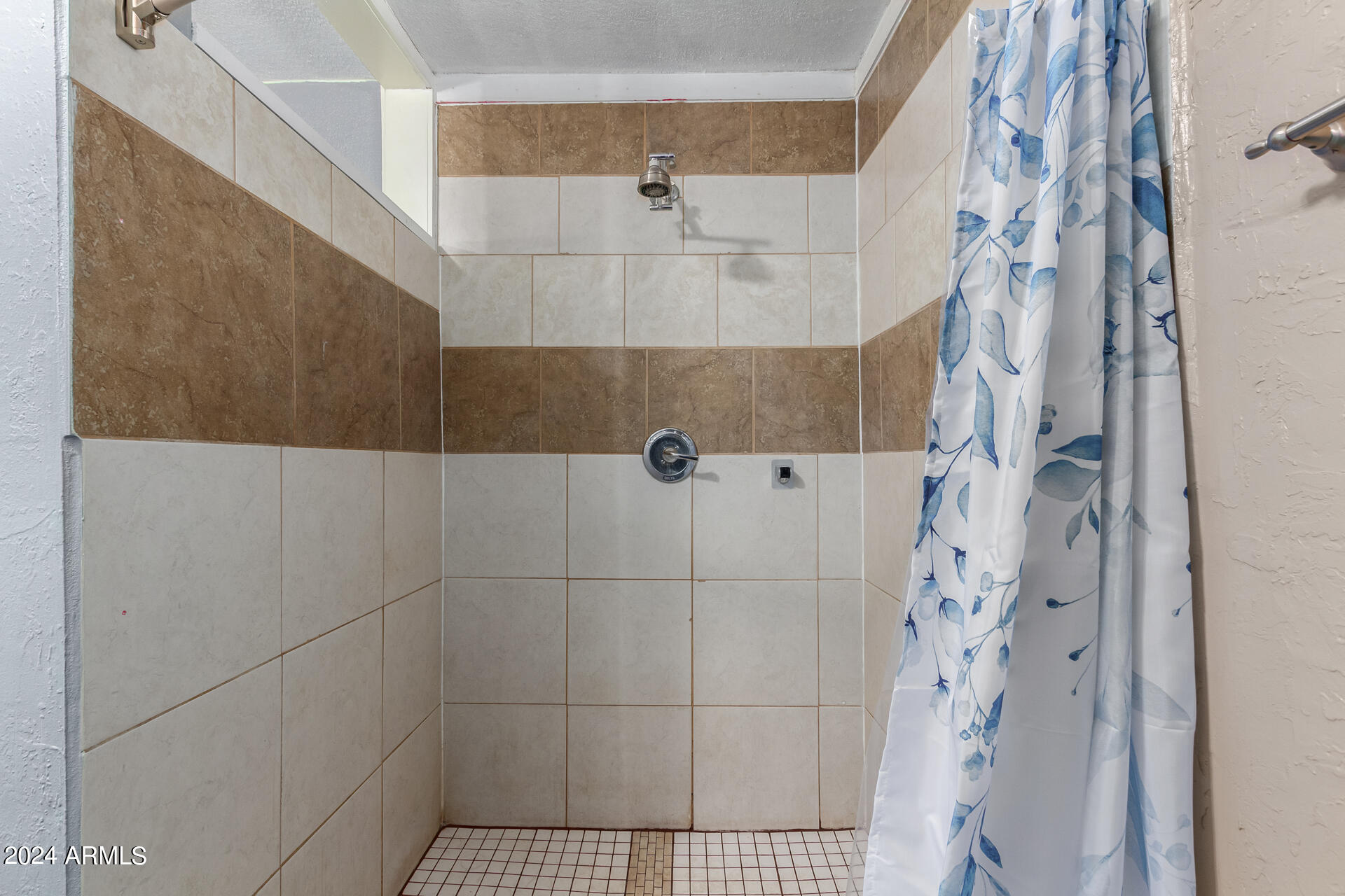 3937 West Almeria Road Phoenix, AZ 85009 - Photo 21 of 54 32 - Almeria