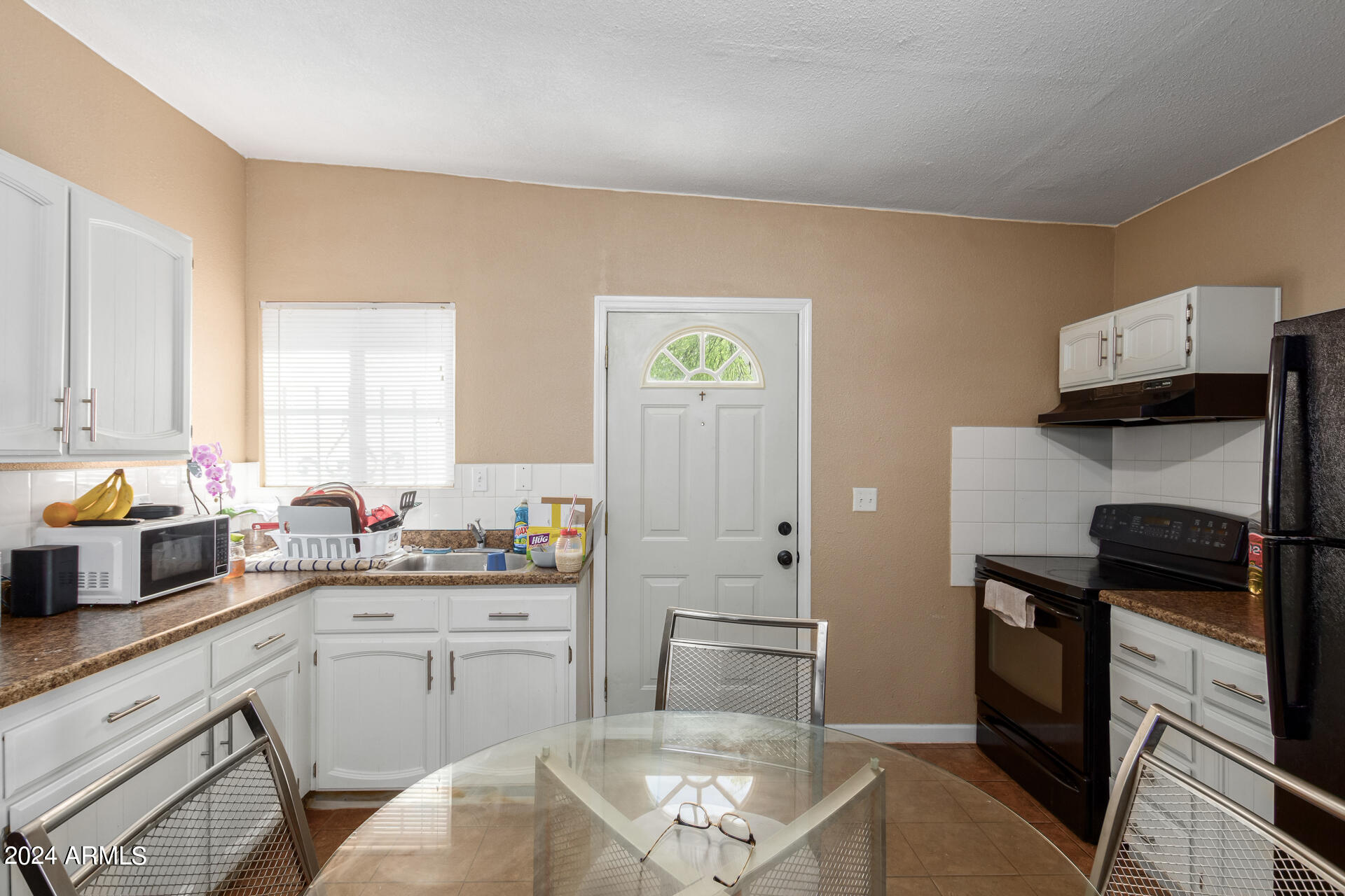 3937 West Almeria Road Phoenix, AZ 85009 - Photo 31 of 54 18 - Almeria