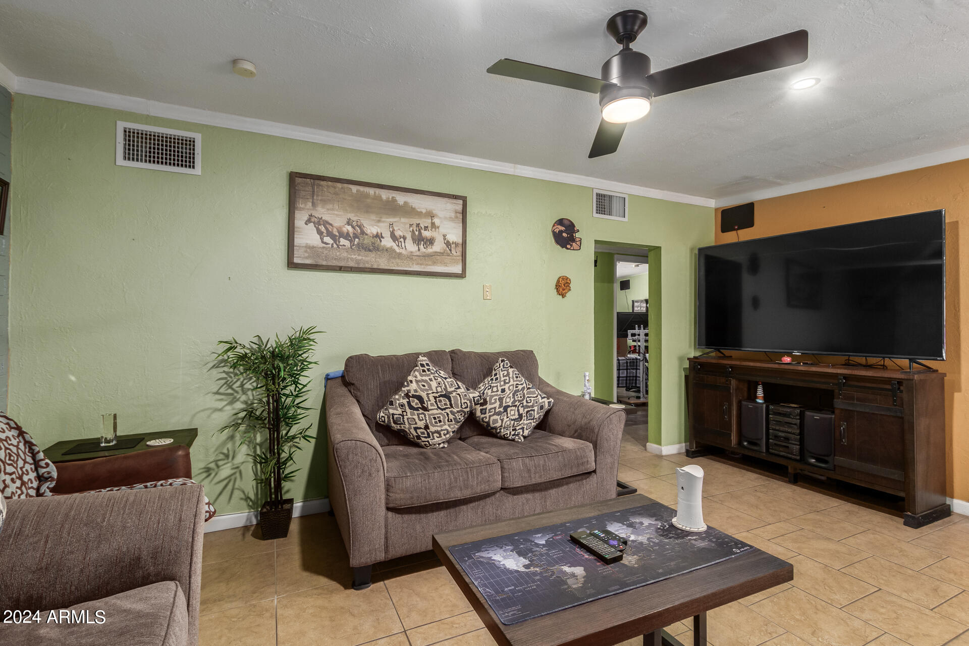 3937 West Almeria Road Phoenix, AZ 85009 - Photo 9 of 54 10 - Almeria