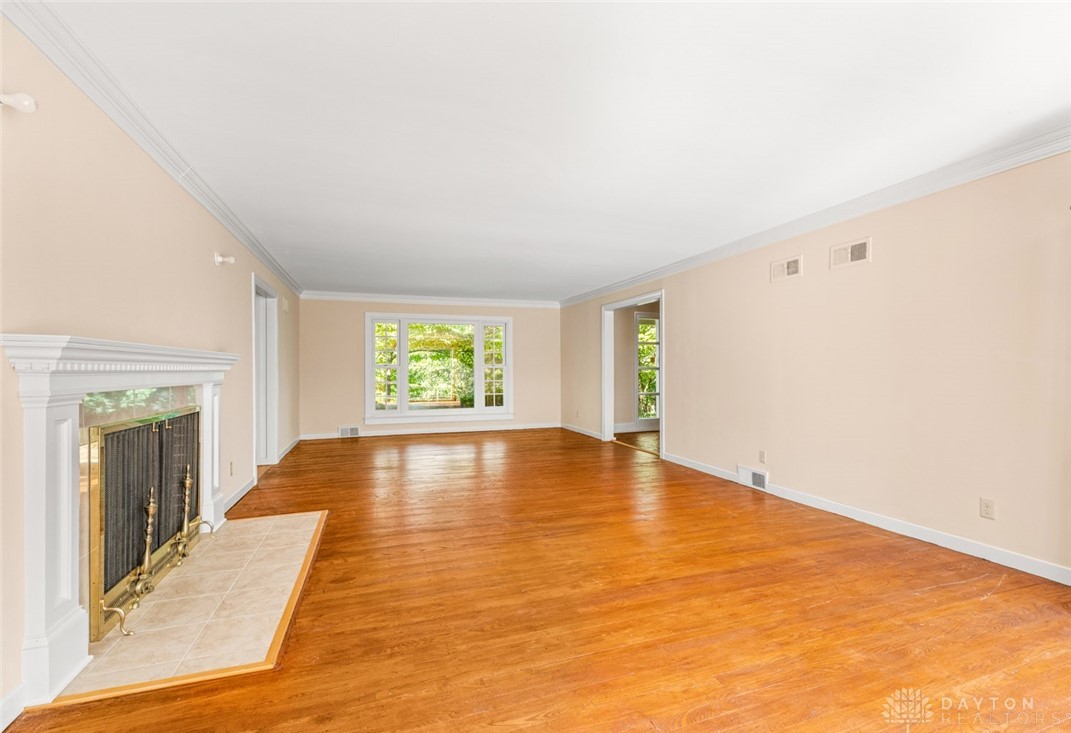 2420 Ridgeway Road Dayton, OH 45419 - Photo 5 of 62 Formal Sitting Room