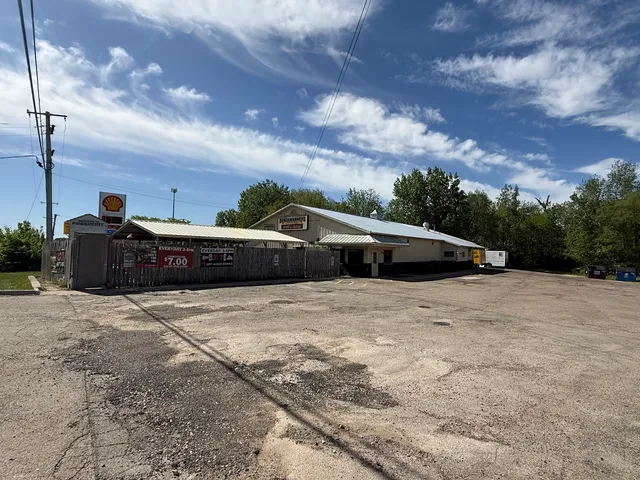 a roof of houses with yard