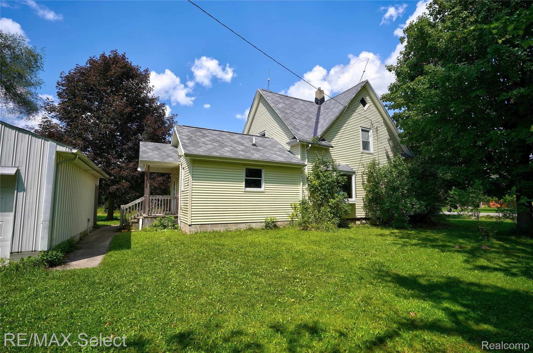 8208 Seymour Road Gaines, MI 48436 - Photo 10 of 59 8208 Seymour Road 10.jpg