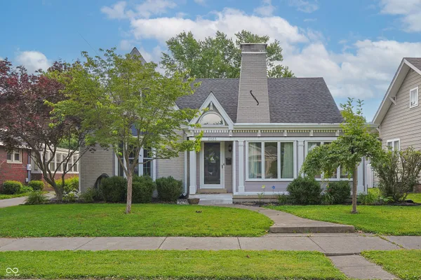 $424,900 | 2023 Franklin Street, Columbus, IN 47201