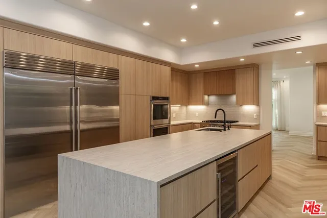 $39,995 | 504 North Elm Drive, Beverly Hills, CA 90210