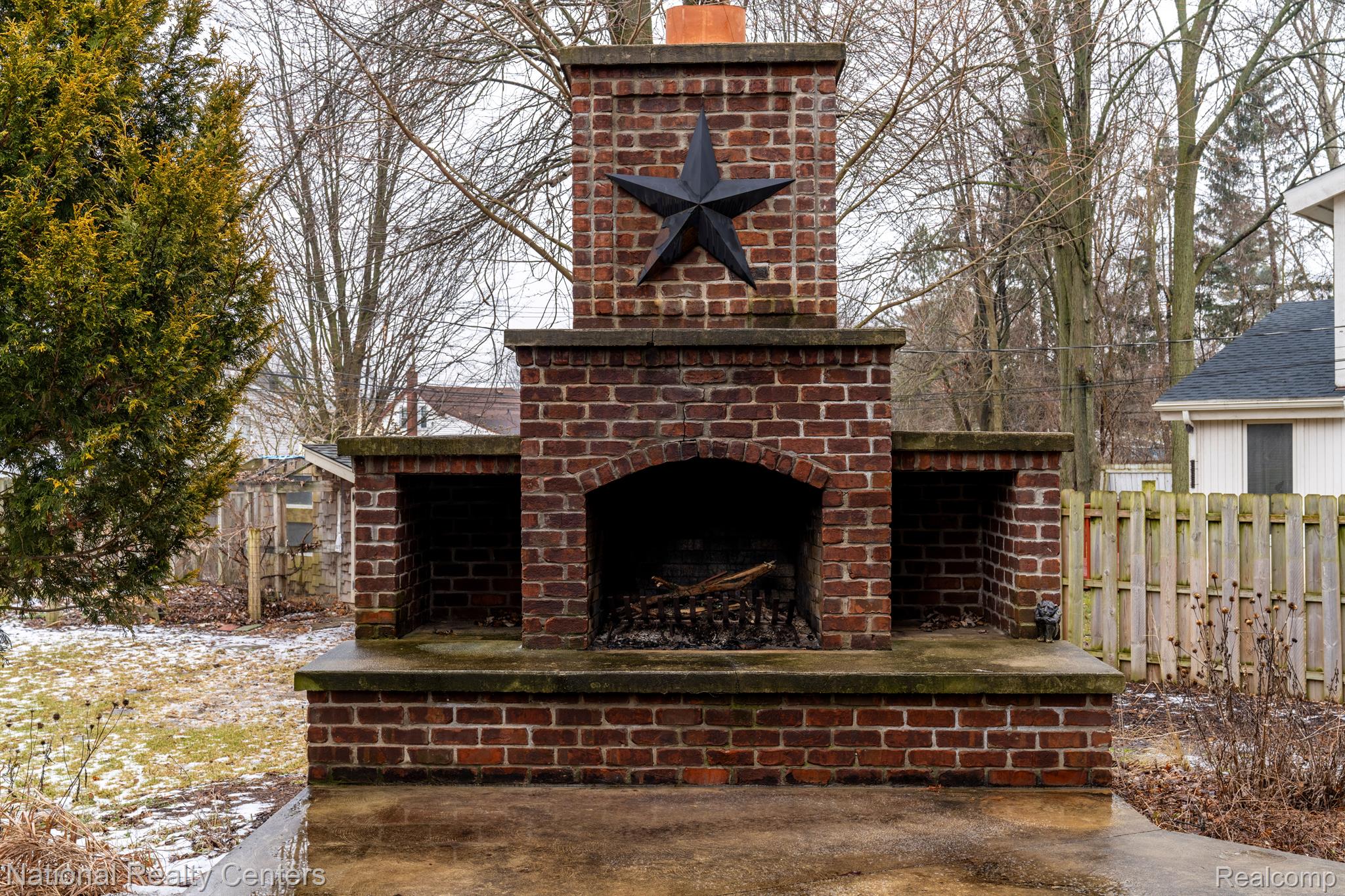 19460 Merriman Road Livonia, MI 48152 - Photo 41 of 48
