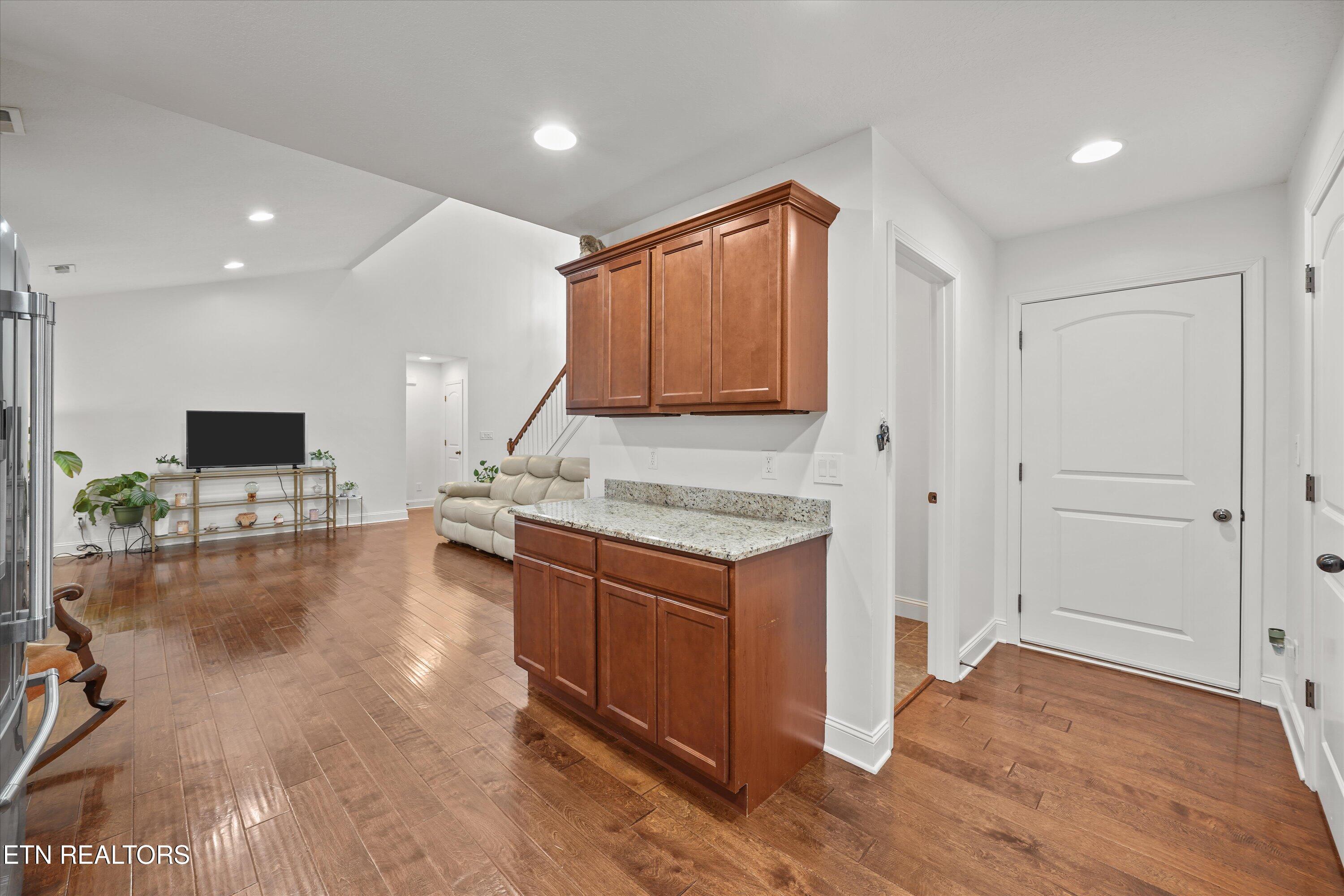 165 Crossroads Boulevard Oak Ridge, TN 37830 - Photo 14 of 39 17-165 Crossroads Blvd 12