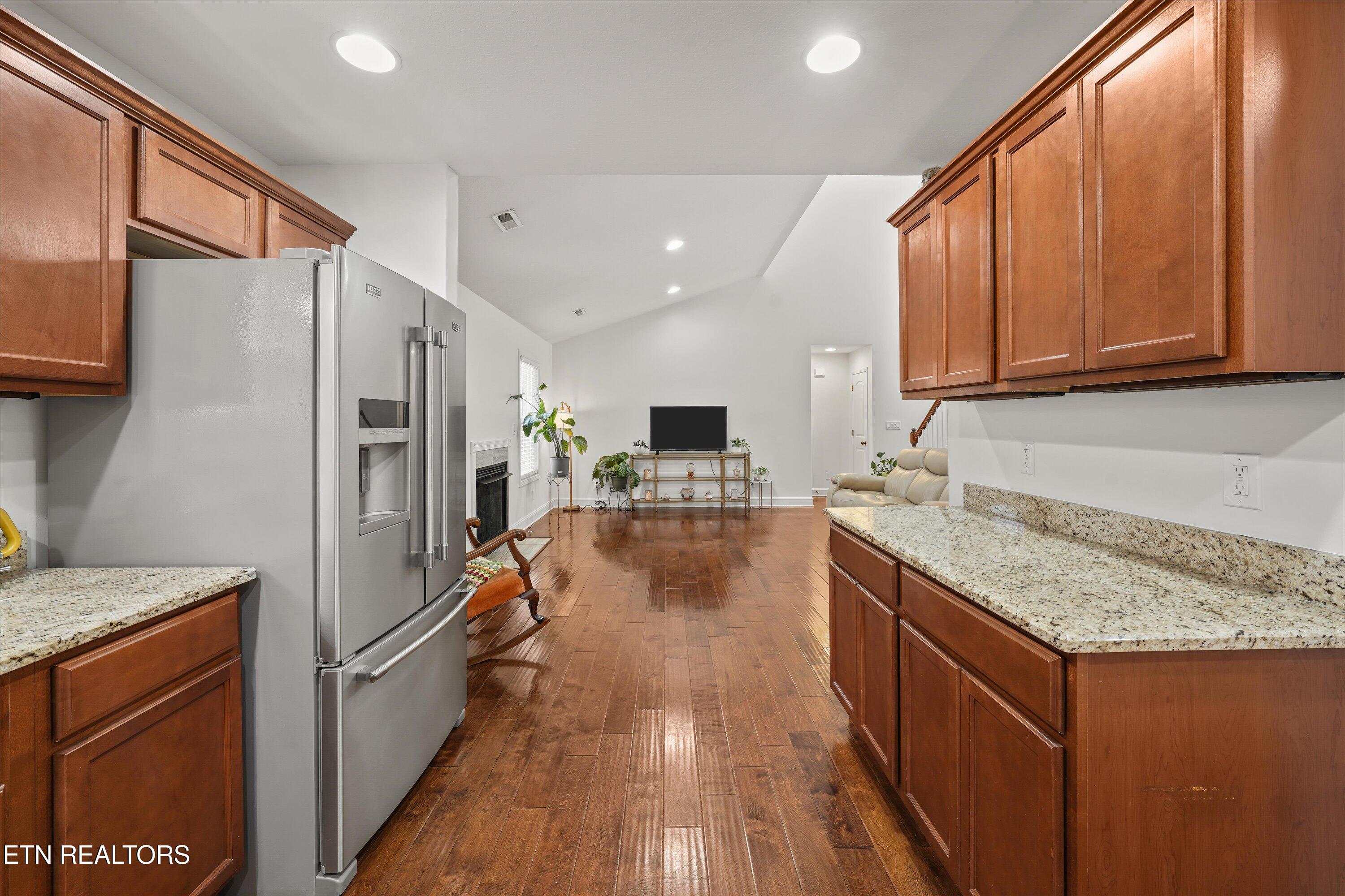 165 Crossroads Boulevard Oak Ridge, TN 37830 - Photo 16 of 39 From Kitchen to Family Room
