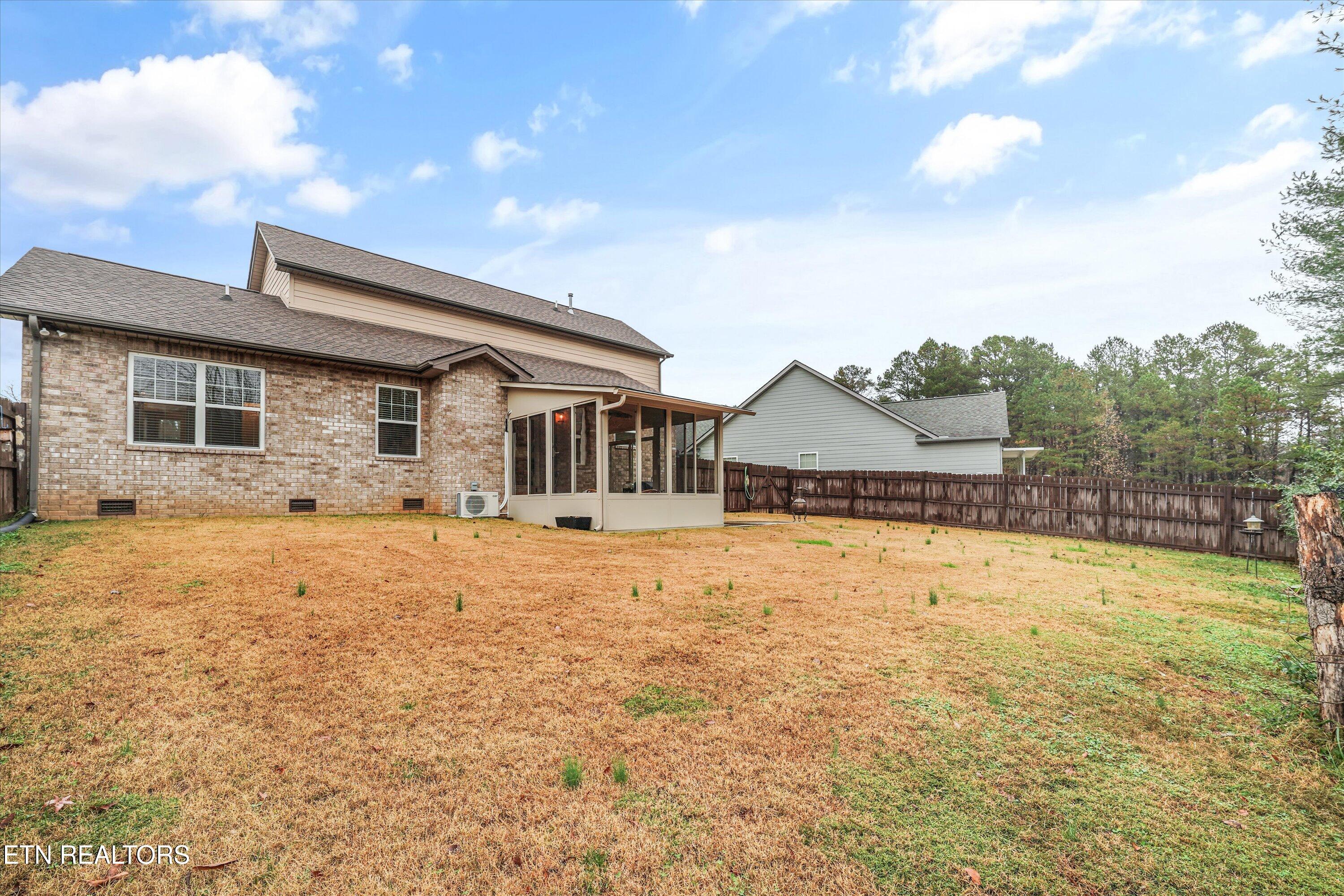 165 Crossroads Boulevard Oak Ridge, TN 37830 - Photo 34 of 39 Back of Home