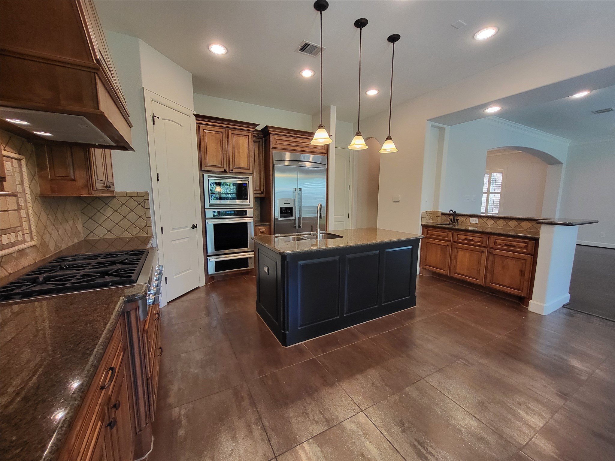 8811 Van Allen Drive The Woodlands, TX 77381 - Photo 15 of 36