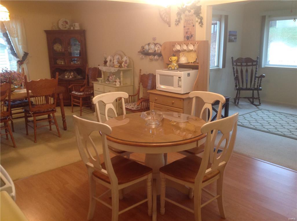 559 Spring Glen Drive Ballwin, MO 63021 - Photo 13 of 20 Gallery Image 13