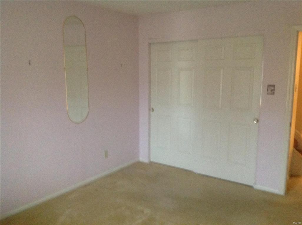 559 Spring Glen Drive Ballwin, MO 63021 - Photo 15 of 20 Gallery Image 15