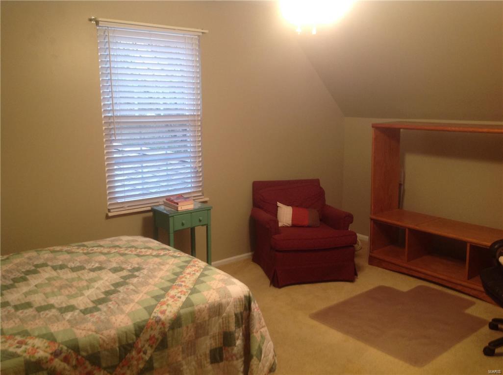 559 Spring Glen Drive Ballwin, MO 63021 - Photo 17 of 20 Gallery Image 17