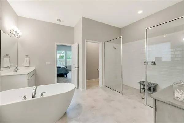 $2,600 | 305 Wagon Spoke Way, Liberty Hill, TX 78642