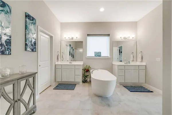 $2,600 | 305 Wagon Spoke Way, Liberty Hill, TX 78642