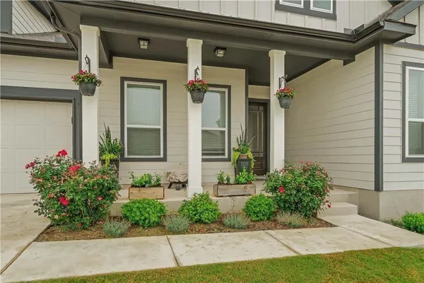 $2,600 | 305 Wagon Spoke Way, Liberty Hill, TX 78642