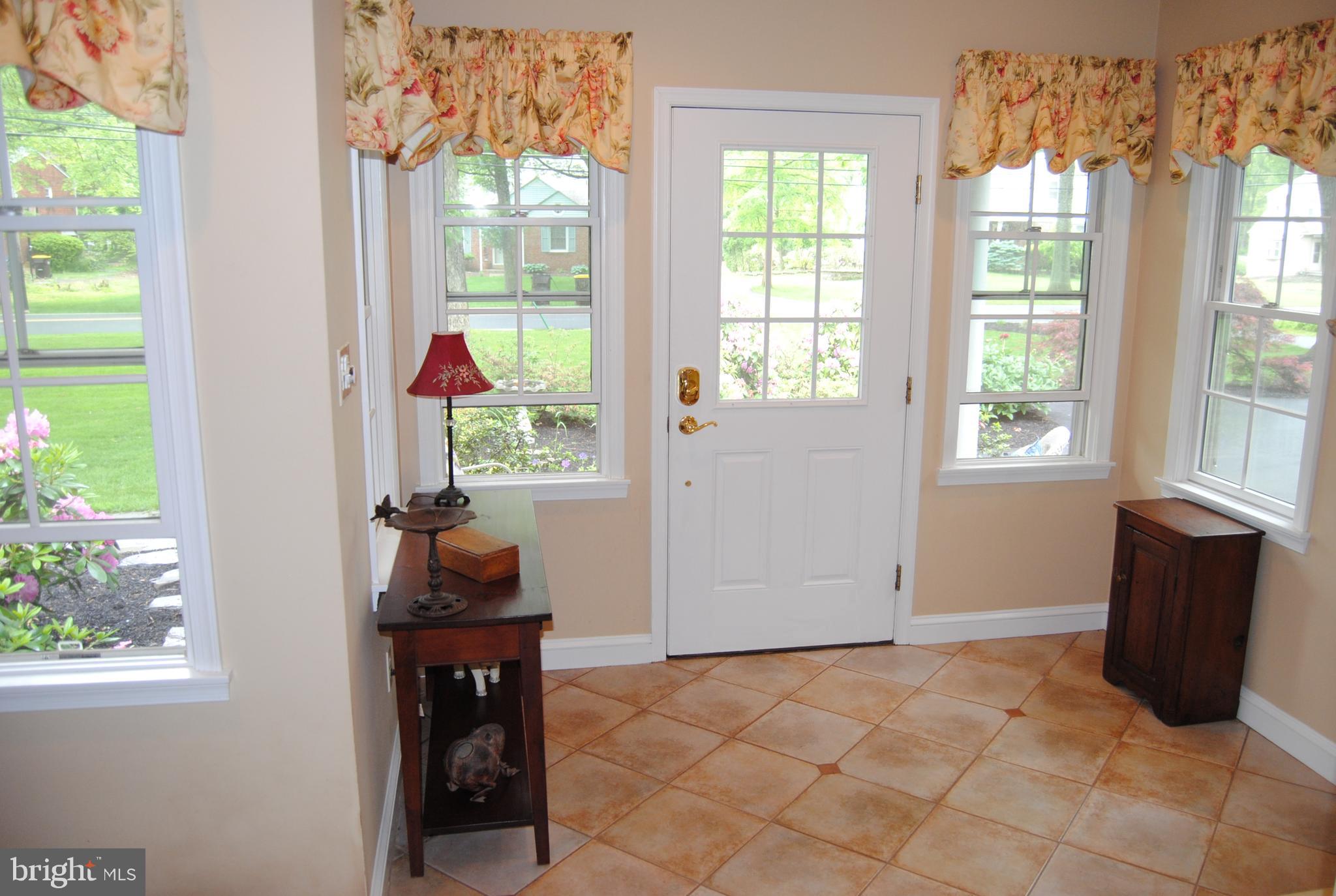 717 Cedar Hill Road Ambler, PA 19002 - Photo 16 of 38 Entry foyer