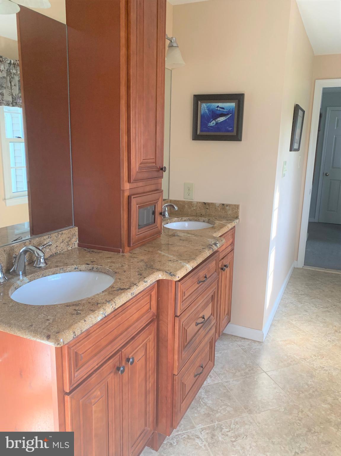 717 Cedar Hill Road Ambler, PA 19002 - Photo 20 of 38 Master Bath