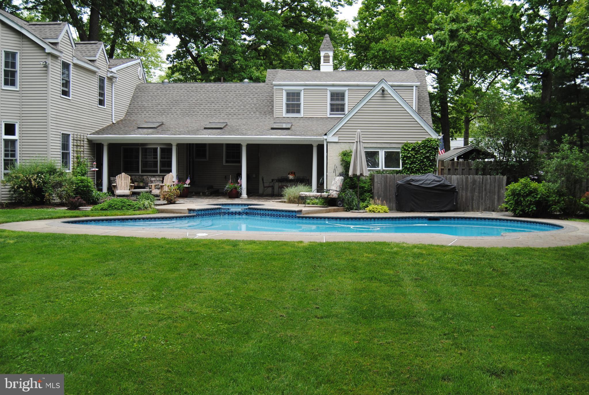 717 Cedar Hill Road Ambler, PA 19002 - Photo 3 of 38 Gallery Image 3