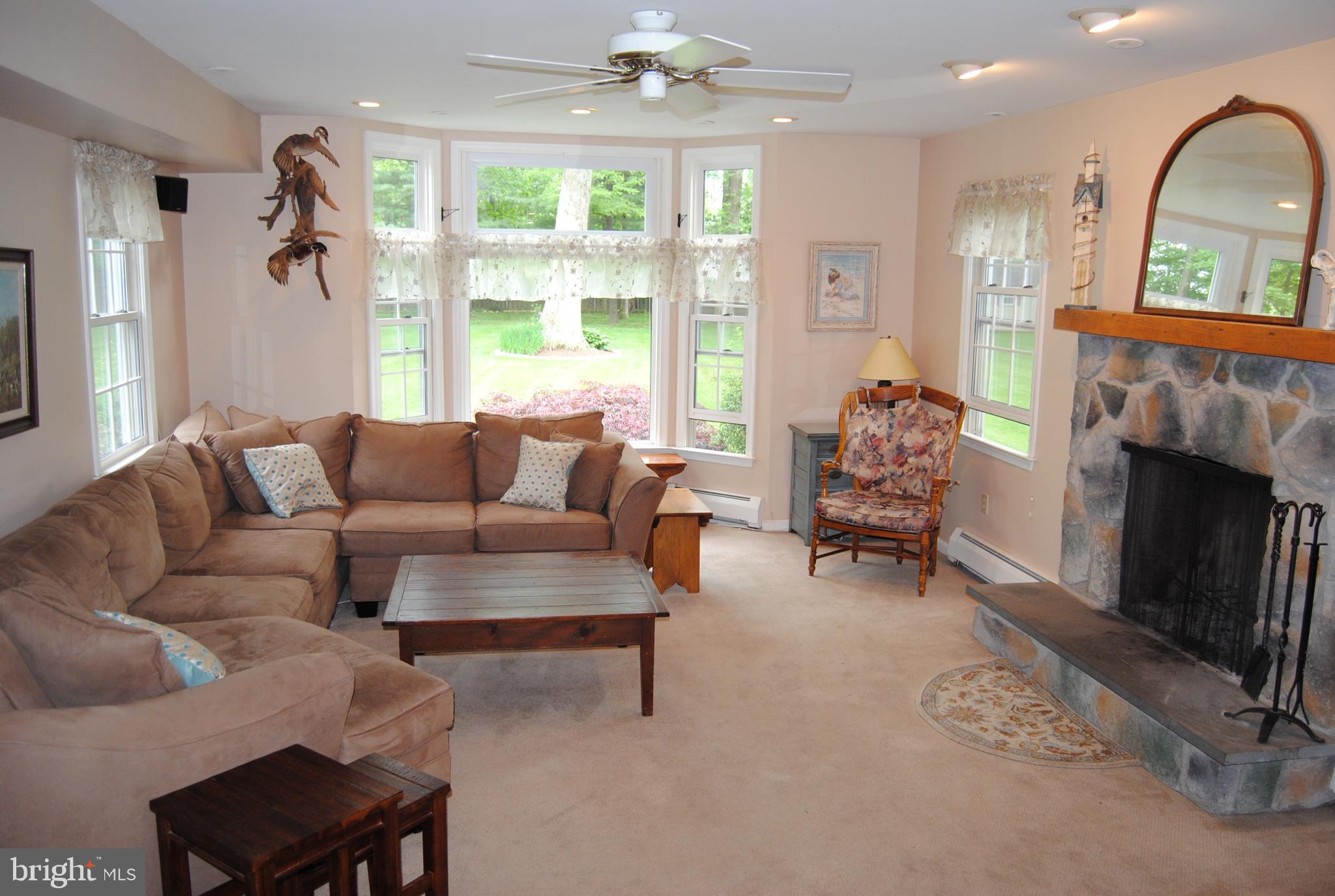 717 Cedar Hill Road Ambler, PA 19002 - Photo 10 of 38 Family room