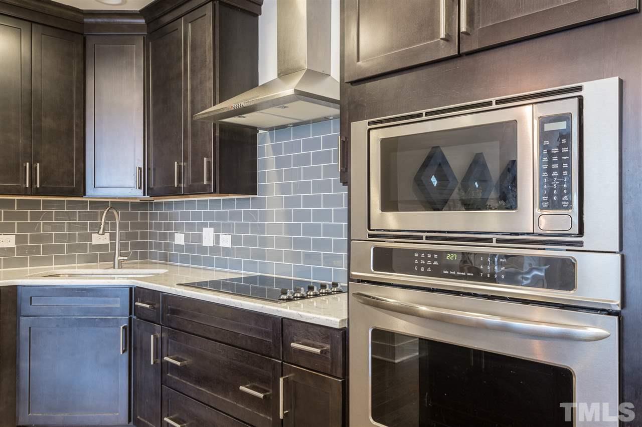 531 North Person Street, Unit 103 Raleigh, NC 27604 - Photo 6 of 21 Beauty. Functionality. The two blend perfectly in this home. Just like you won't sacrifice size to be downtown, you don't have to give up style for the sake of functionality. Enjoy the best of everything!
