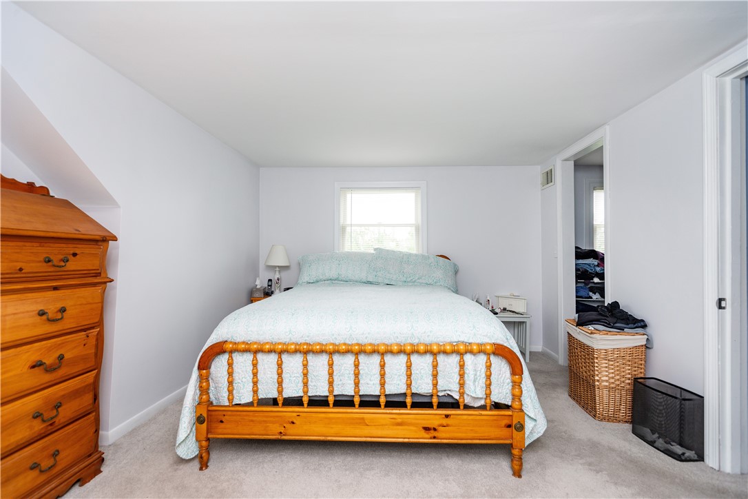 17 King Road Middletown, RI 02842 - Photo 31 of 46