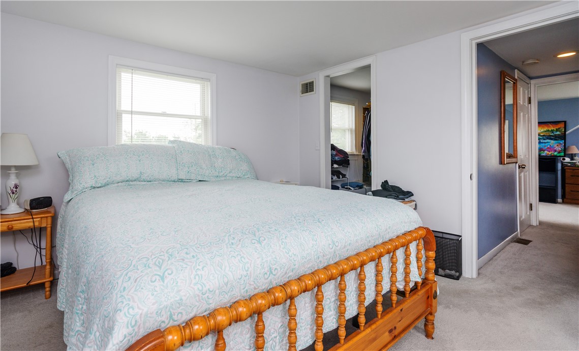 17 King Road Middletown, RI 02842 - Photo 33 of 46