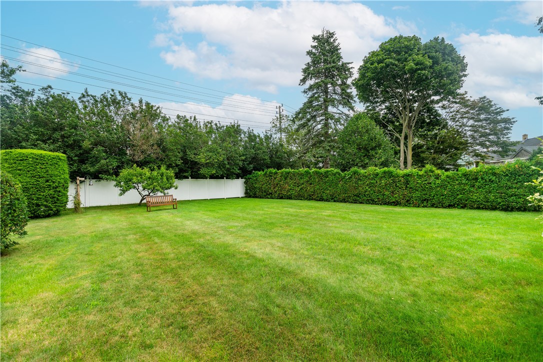 17 King Road Middletown, RI 02842 - Photo 45 of 46