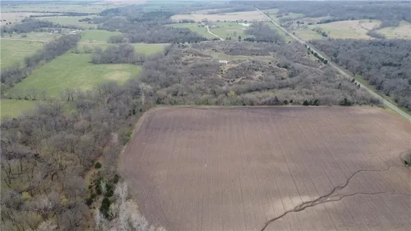 $342,000 | 2237 Highway 7, Mapleton, KS 66754