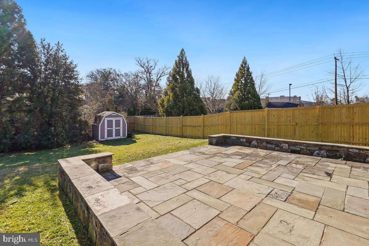 11514 Yates Street Silver Spring, MD 20902 - Photo 27 of 30 a view of a basket ball ground