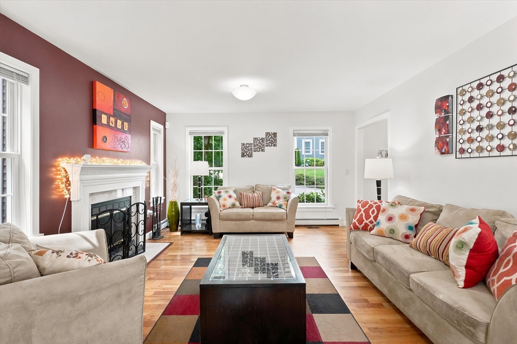 18 Rosegate Road Needham, MA 02494 - Photo 13 of 41