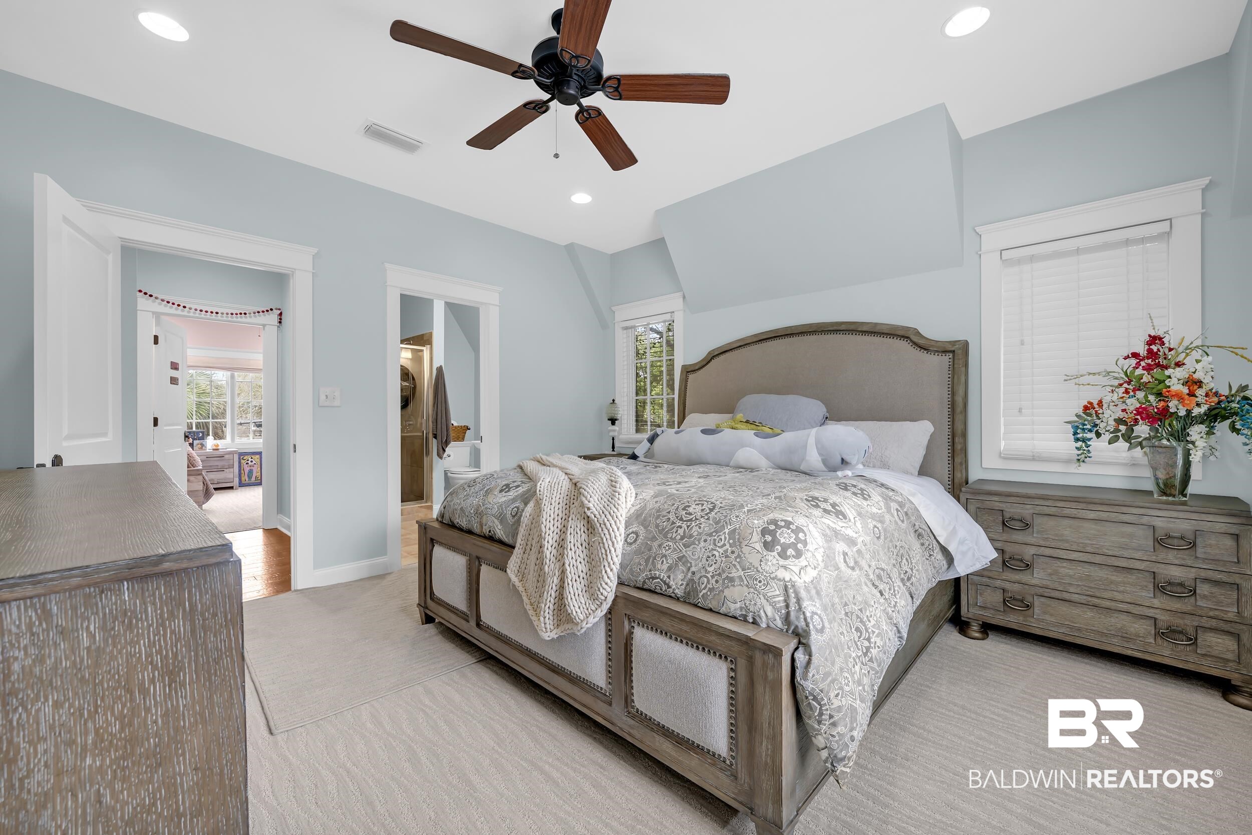 7 Bienville Avenue Mobile, AL 36606 - Photo 23 of 32 Bedroom featuring ensuite bathroom, ceiling fan, multiple windows, and recessed lighting