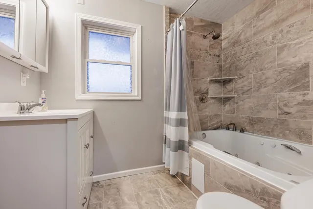 $215,000 | 607 Liberty Street, La Crosse, WI 54603