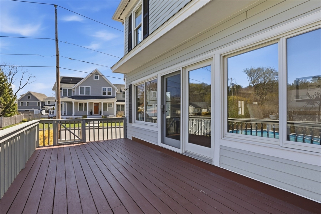 49 Pleasant Street Manchester, MA 01944 - Photo 28 of 34