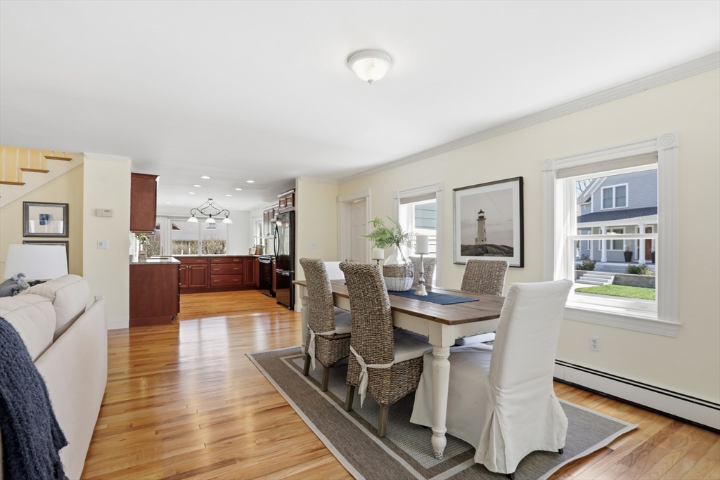 49 Pleasant Street Manchester, MA 01944 - Photo 9 of 34