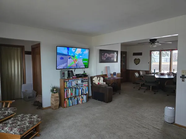 $510,000 | 22525 Read Avenue, Worthington, MN 56187