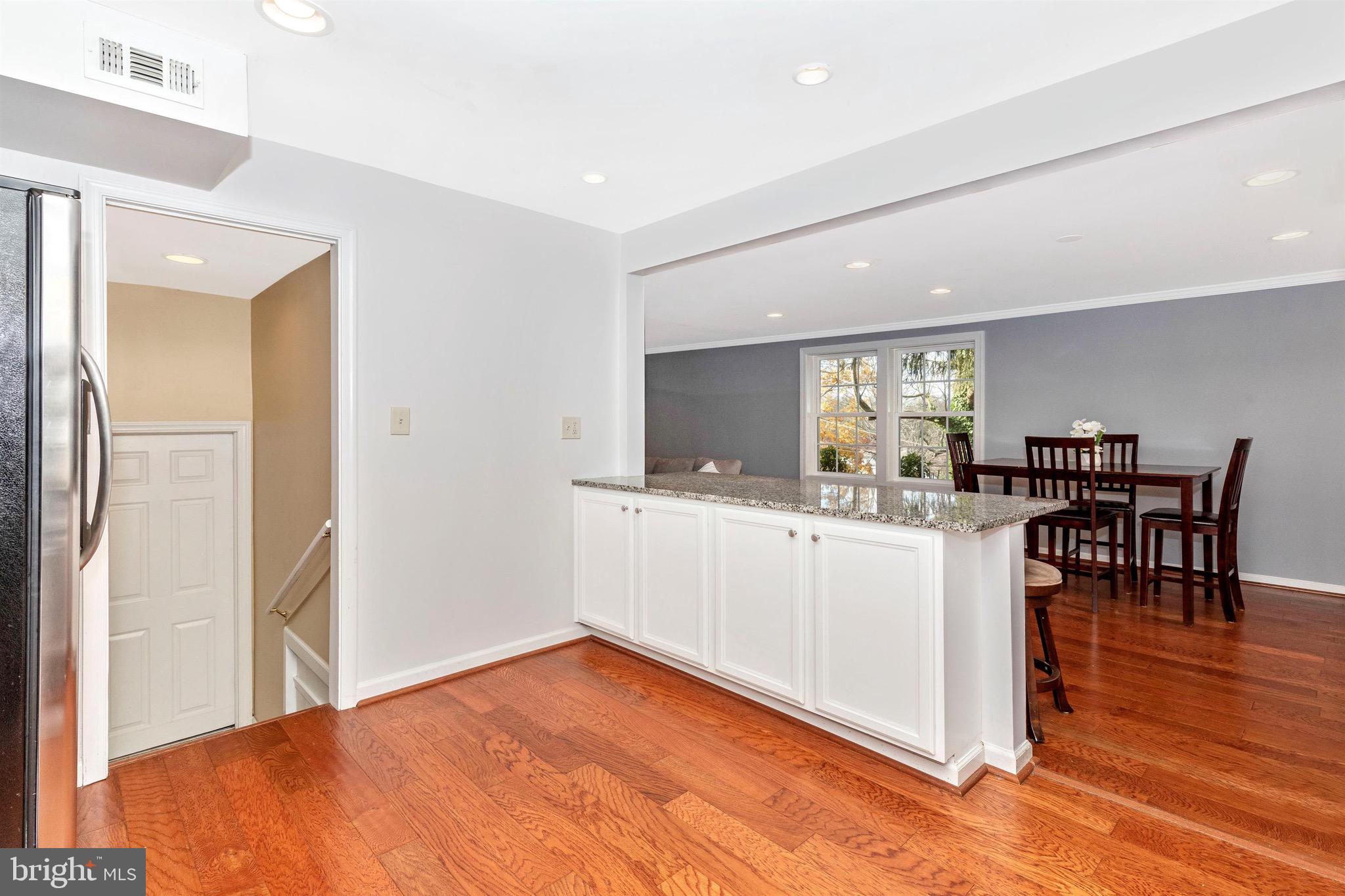 307 Harbison Road Wayne, PA 19087 - Photo 17 of 43