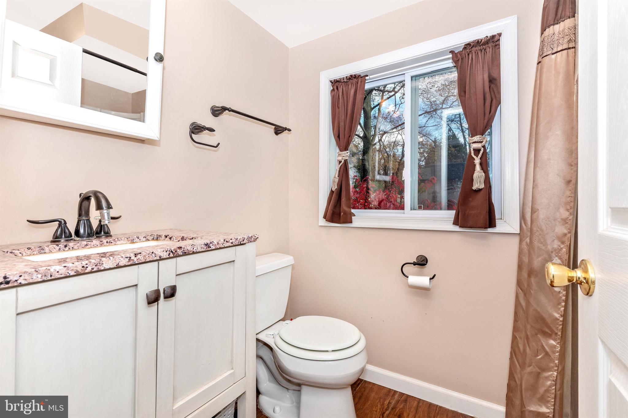 307 Harbison Road Wayne, PA 19087 - Photo 32 of 43