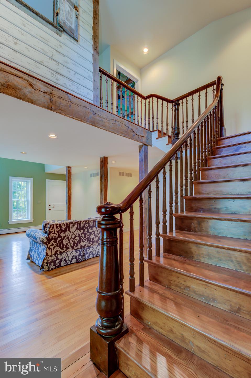 189 Good Hope Road Landenberg, PA 19350 - Photo 28 of 40 staircase