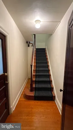 $995 | 8 Nunnery Lane, Unit 2, Catonsville, MD 21228