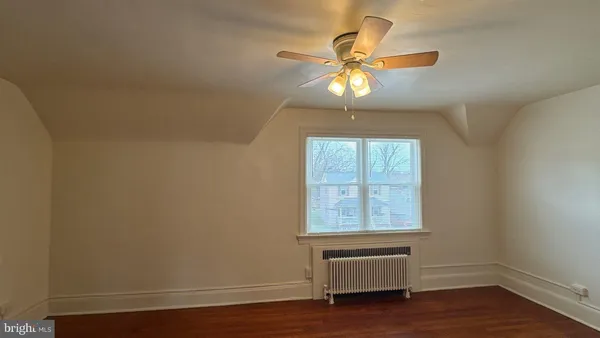 $995 | 8 Nunnery Lane, Unit 2, Catonsville, MD 21228