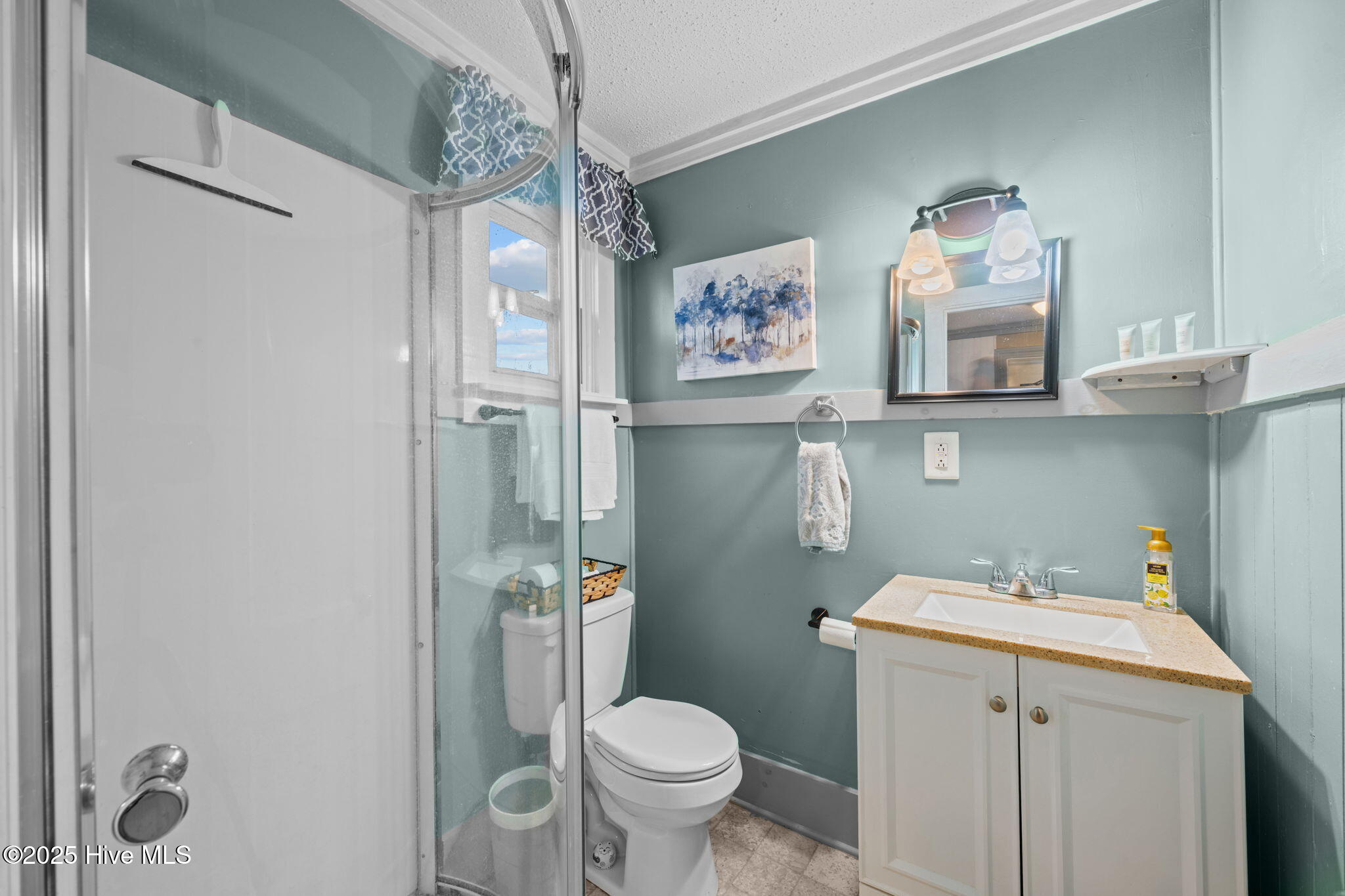 411 George Street, Unit 4 New Bern, NC 28560 - Photo 15 of 18 15-web-or-mls-DSC_2309