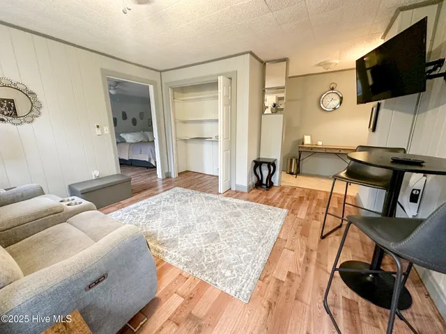 $1,650 | 411 George Street, Unit 4, New Bern, NC 28560