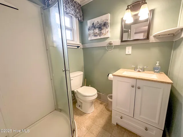 $1,650 | 411 George Street, Unit 4, New Bern, NC 28560