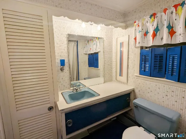 $2,000 | 22 Stillman Avenue, Pawcatuck, CT 06379