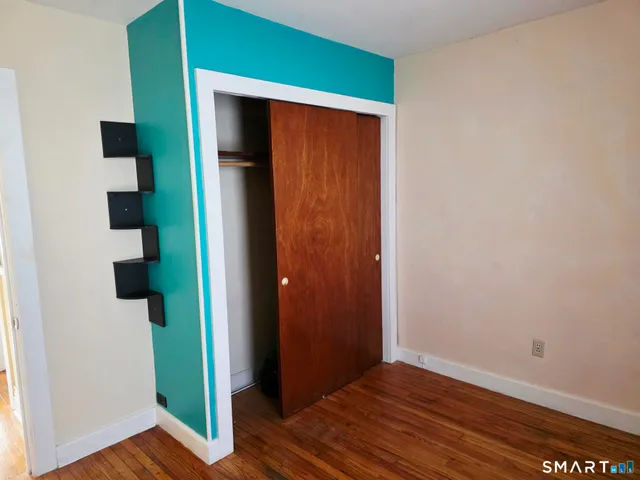 $2,000 | 22 Stillman Avenue, Stonington, CT 06379