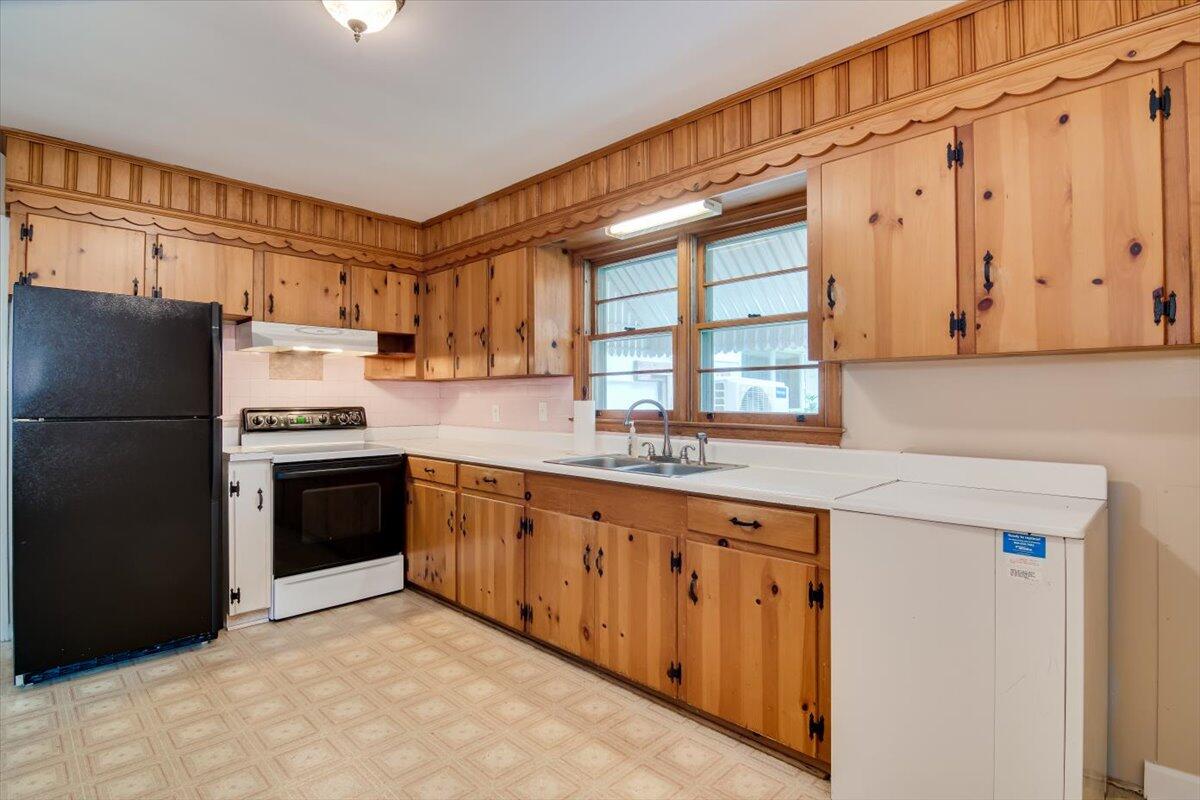 3519 Lawson Road Aiken, SC 29801 - Photo 6 of 19 kitchen v2